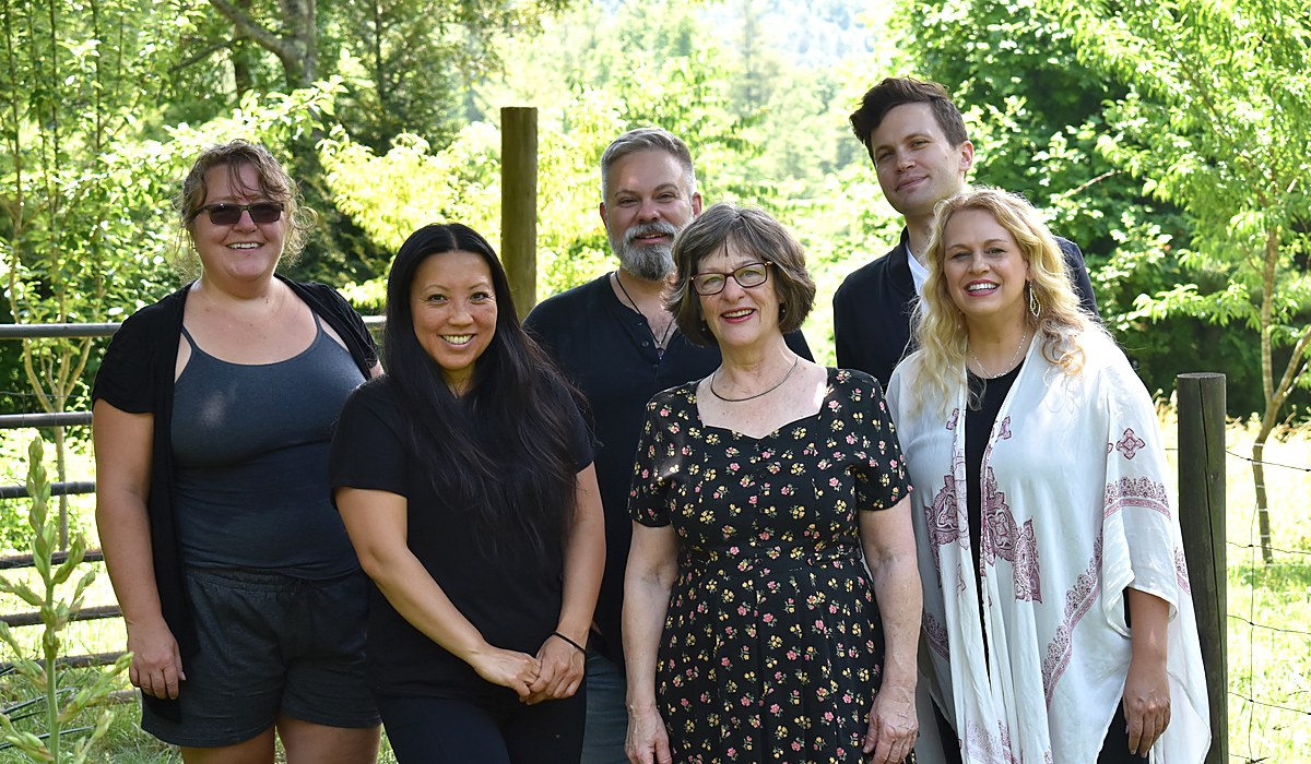 Hypnosis training outdoors Western NC Hypnowisdom